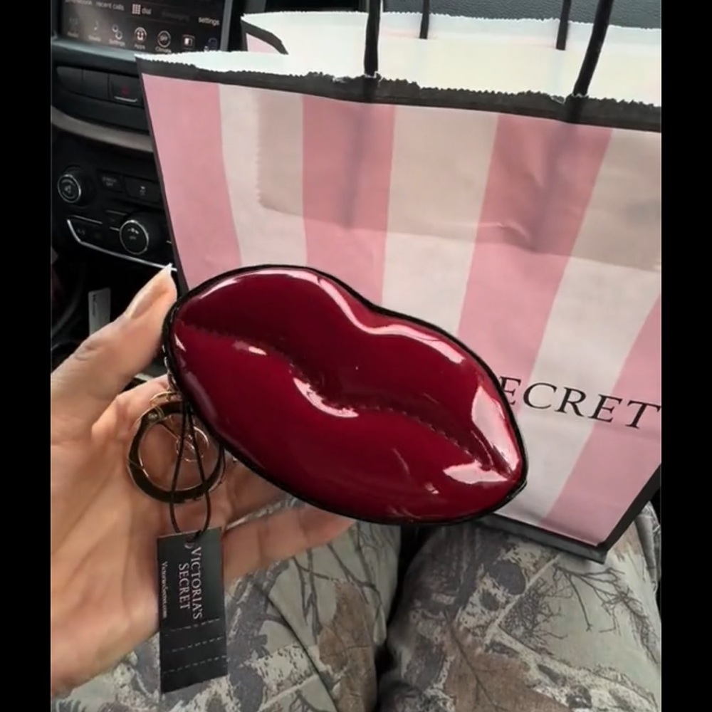 Victoria's Secret Lip-Shaped Coin Pouch